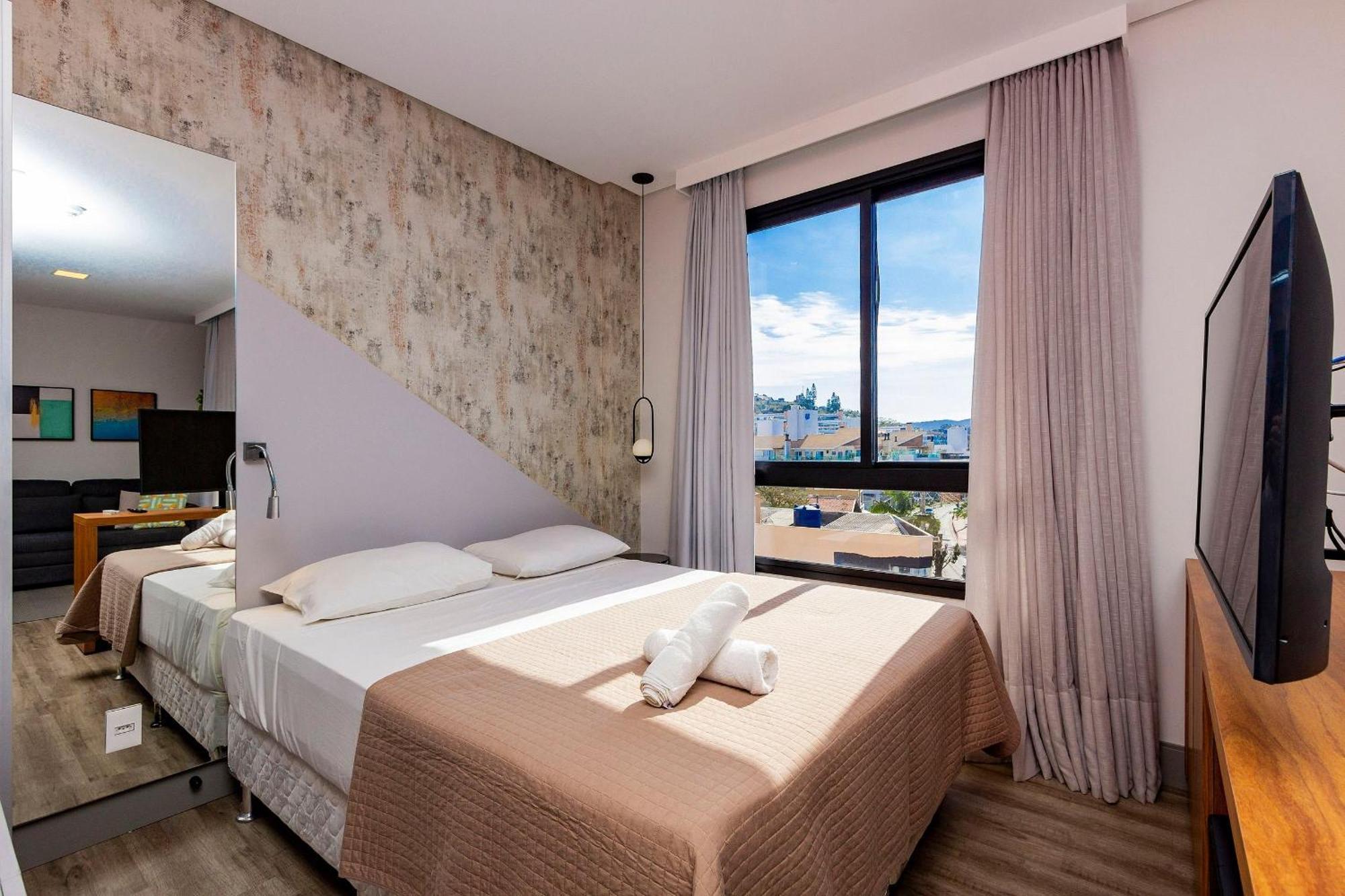 Aion Suites 302 - Lindo Apartamento Com Vista Para O Mar, A 60M Da Praia De Bombinhas, Com Piscina E Academia No Rooftop. Eksteriør billede