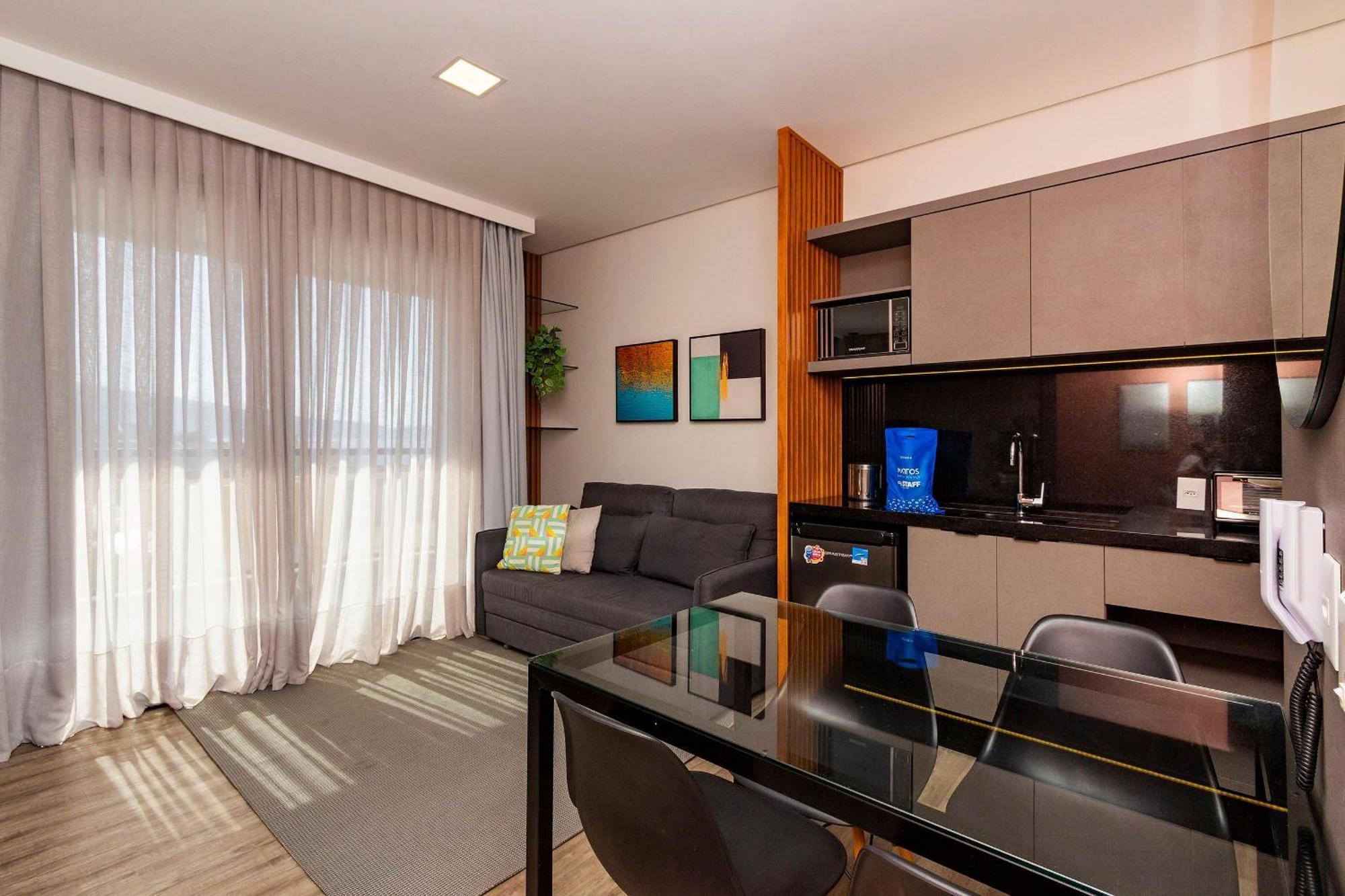 Aion Suites 302 - Lindo Apartamento Com Vista Para O Mar, A 60M Da Praia De Bombinhas, Com Piscina E Academia No Rooftop. Eksteriør billede
