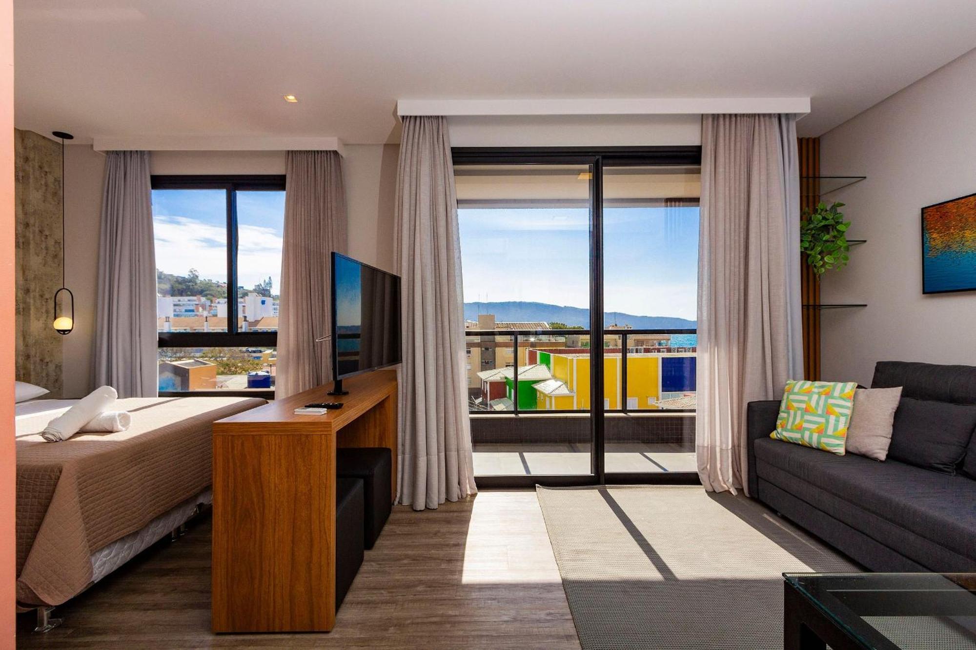 Aion Suites 302 - Lindo Apartamento Com Vista Para O Mar, A 60M Da Praia De Bombinhas, Com Piscina E Academia No Rooftop. Eksteriør billede