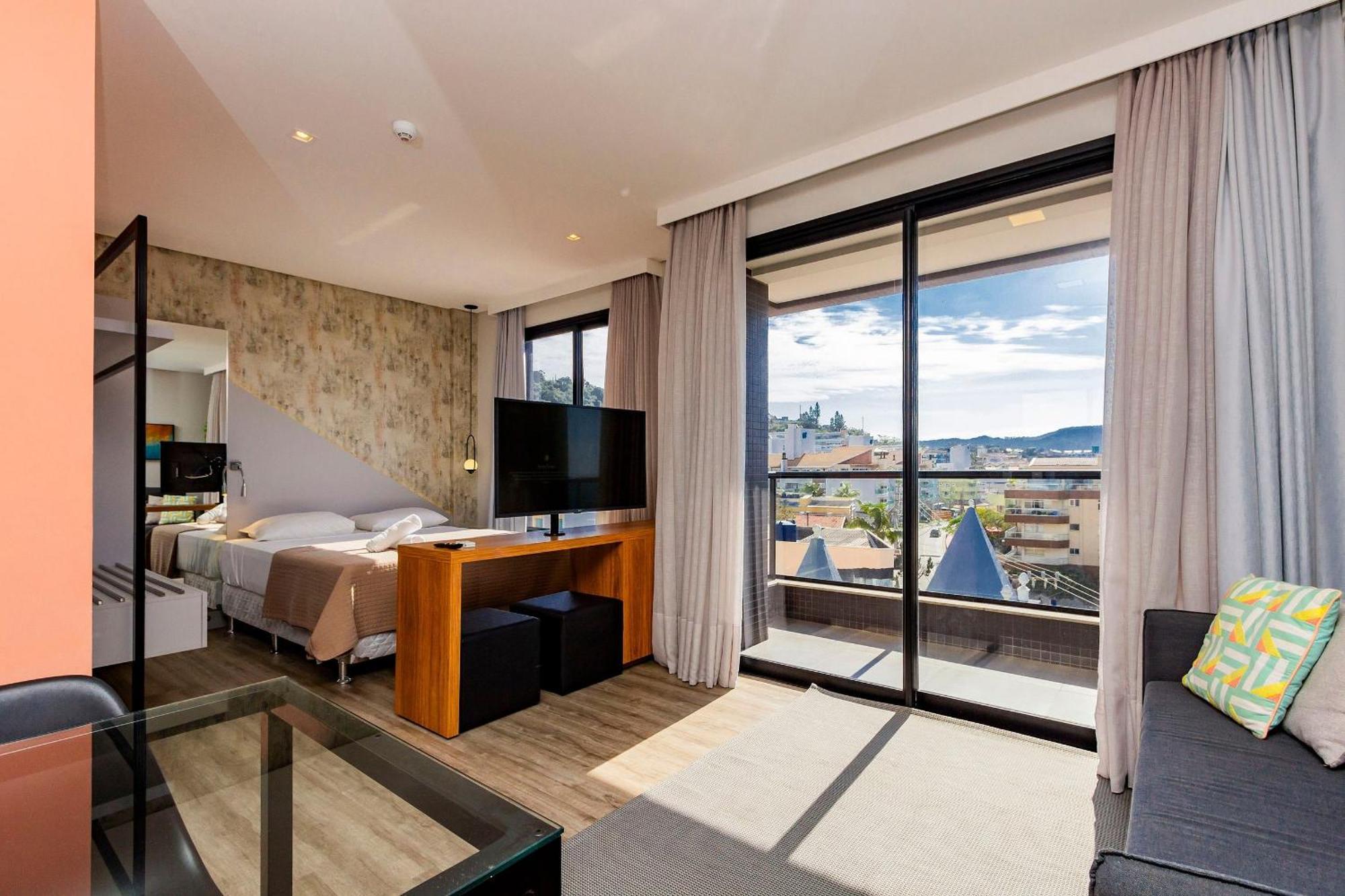 Aion Suites 302 - Lindo Apartamento Com Vista Para O Mar, A 60M Da Praia De Bombinhas, Com Piscina E Academia No Rooftop. Eksteriør billede